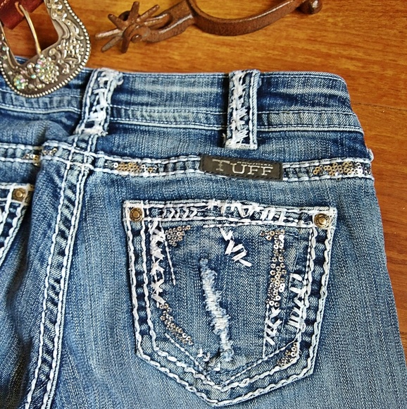 ***SOLD***Cowgirl Tuff XOXO Boot Cut Jeans - Picture 6 of 8